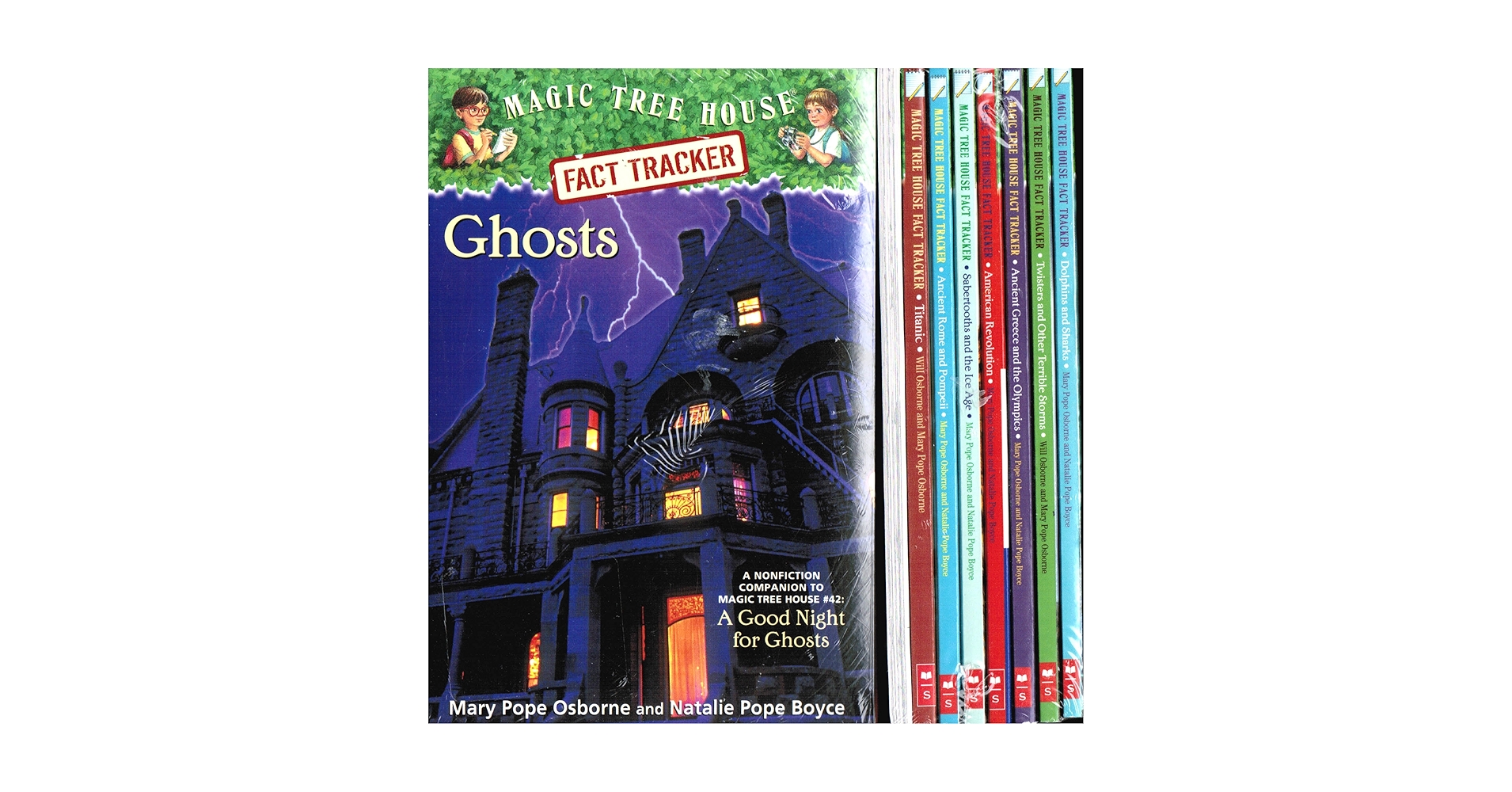 Magic Tree House Fact Tracker 8 Book Set: Ghosts / Dolphins